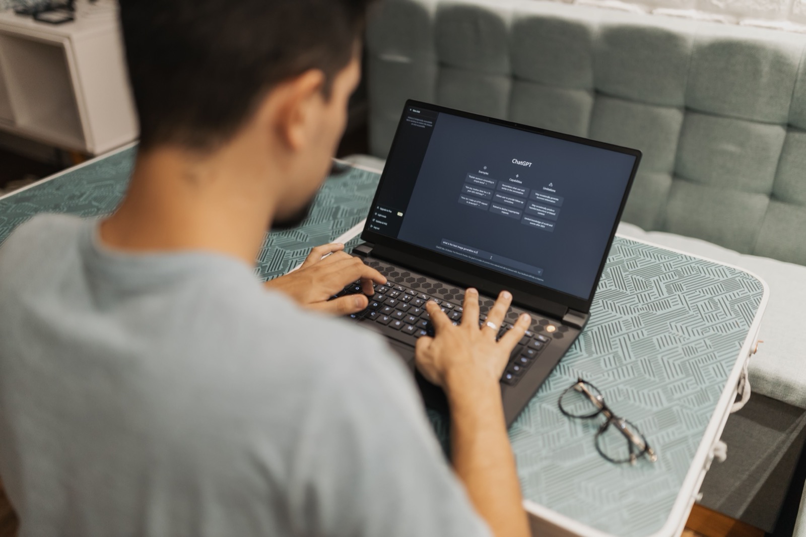 Resume rules by country: photos, length and what recruiters expect